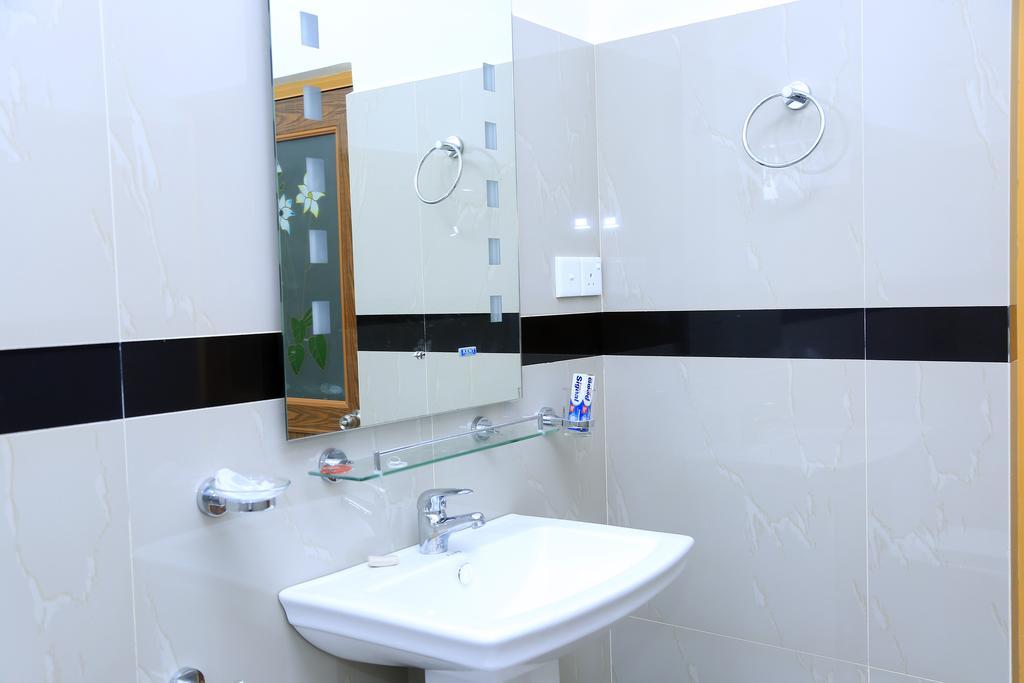 V Cabanas & Yala Safari Place تيساماهاراما المظهر الخارجي الصورة